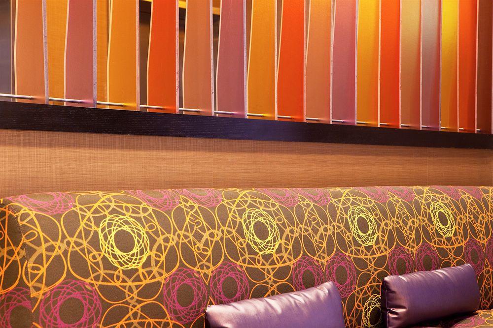 Courtyard By Marriott Syracuse Downtown At Armory Square Hotell Exteriör bild