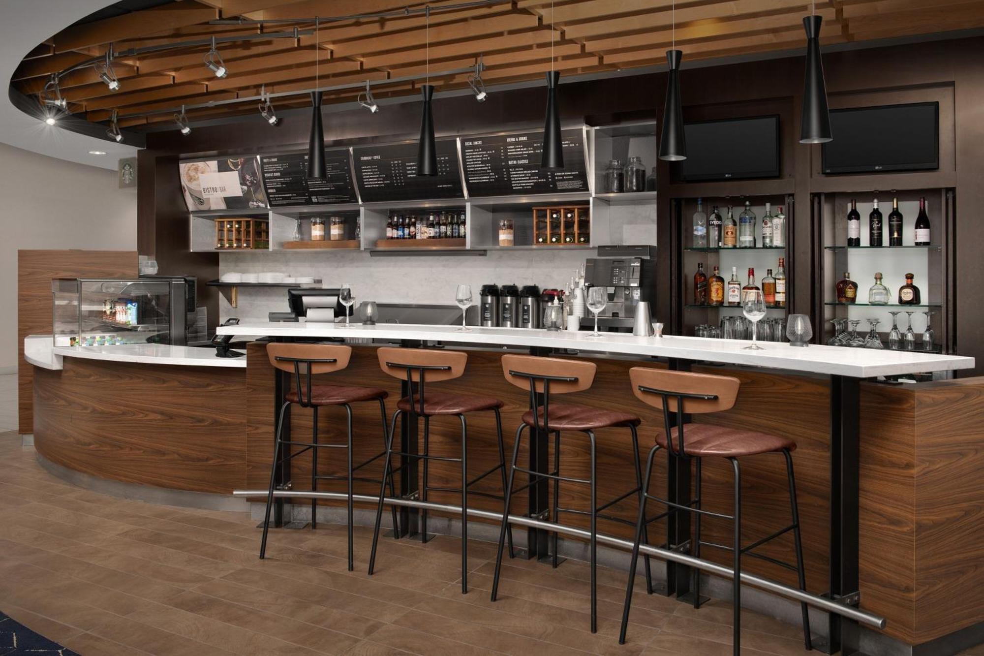 Courtyard By Marriott Syracuse Downtown At Armory Square Hotell Exteriör bild