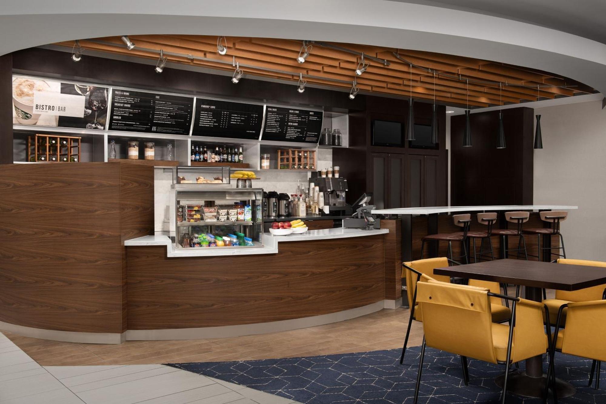 Courtyard By Marriott Syracuse Downtown At Armory Square Hotell Exteriör bild