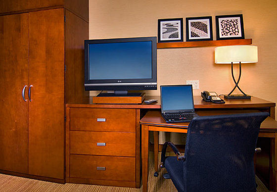 Courtyard By Marriott Syracuse Downtown At Armory Square Hotell Exteriör bild
